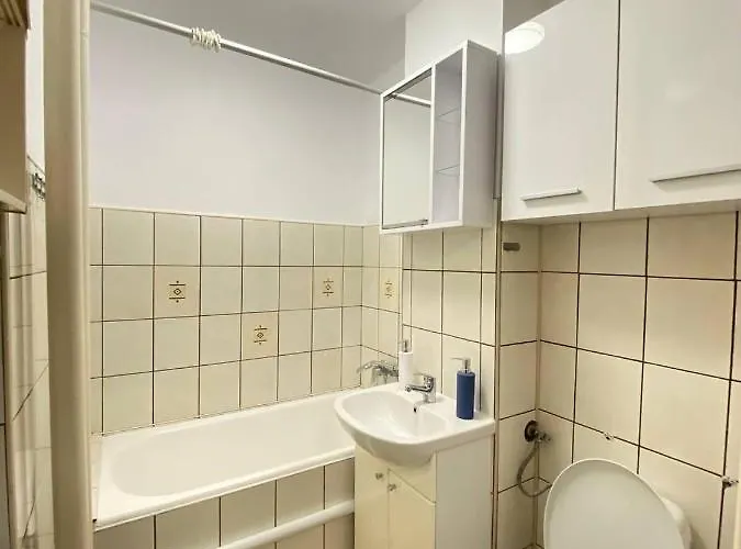 Pereca 13/19 Pensjonat Warszawa